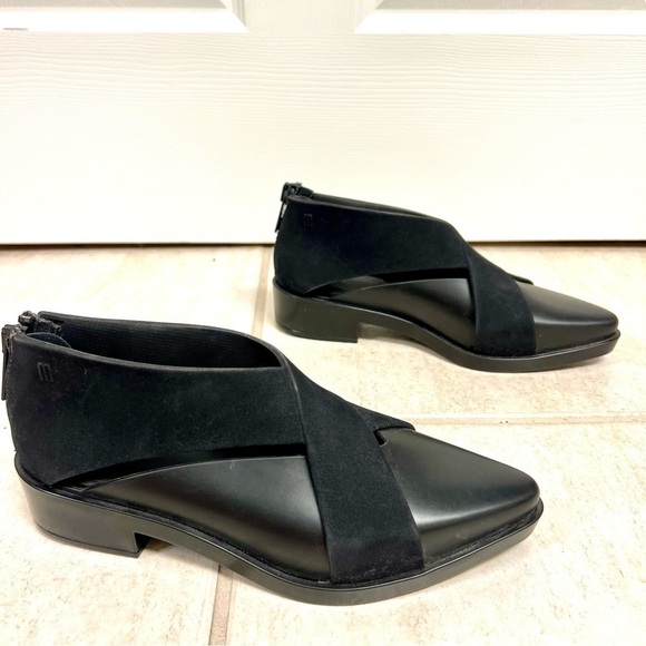 MELISSA Black Flocked X Rubber & Felt Bootie women's 8 US Anthropologie pointed - Picture 1 of 10